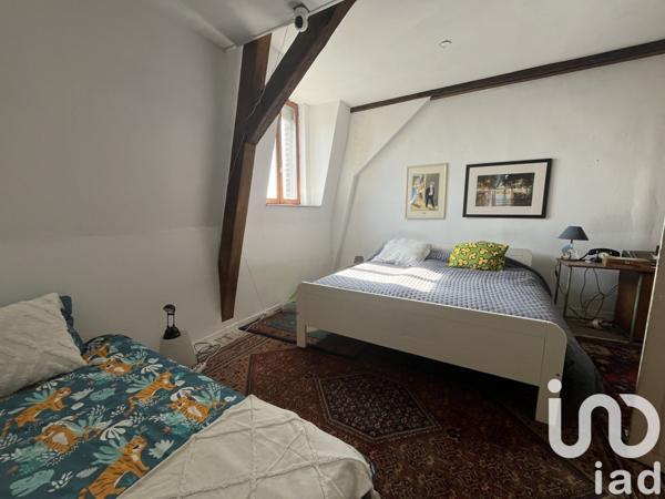 Maison 12 pièces de 348 m² à La Sentinelle (59174)