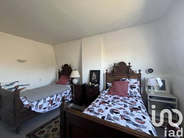 Maison 12 pièces de 348 m² à La Sentinelle (59174)