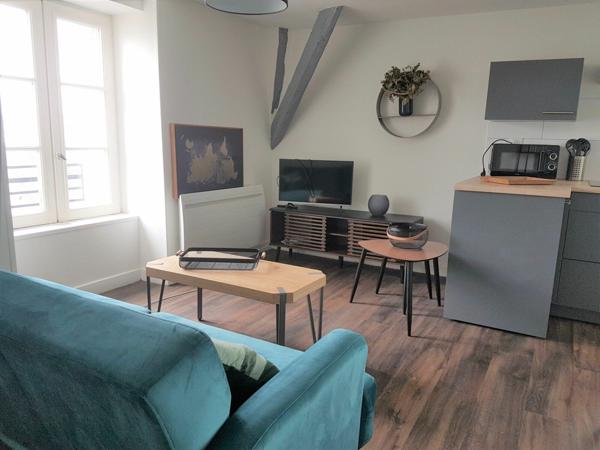 Appartement à louer    2 pièces •    Brive-la-Gaillarde