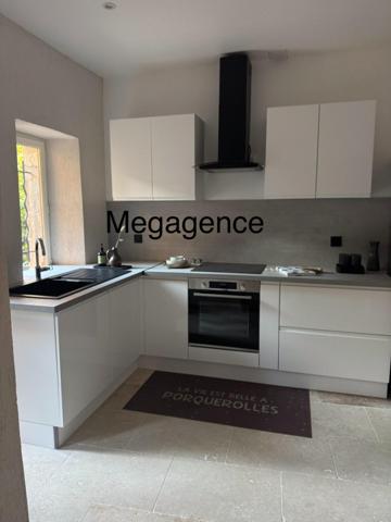 Appartement à HYERES, 83400 - 4 pièces 90m²