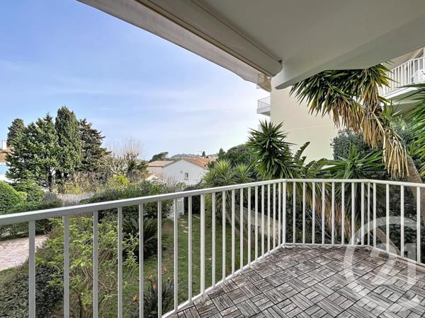 Appartement T3 à vendre  3 pièces - 63 m2 CAVALAIRE SUR MER - 83