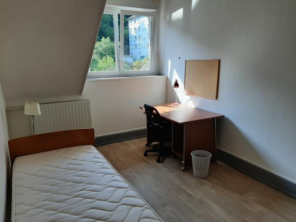 T3 meublé idéal pour colocation - quartier Butte - 3 pièces- 75.17 m2