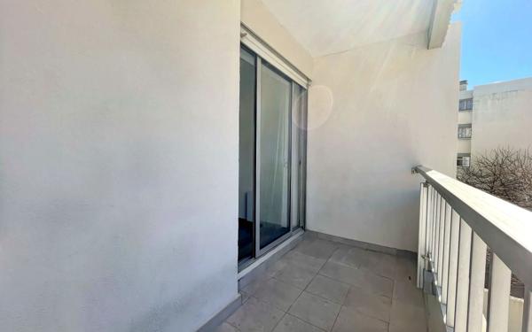 Appartement à vendre    1 pièce • 27,55 m2 Nîmes