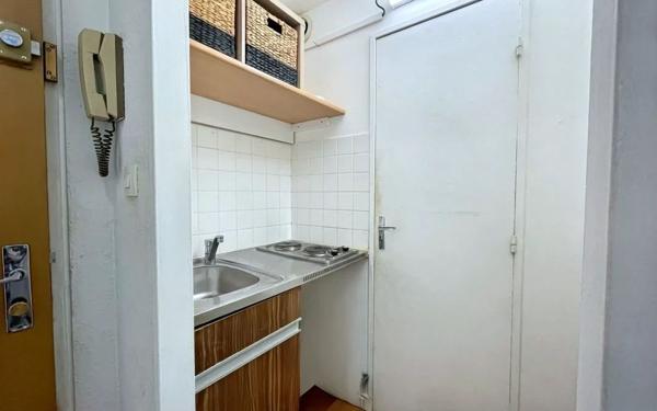 Appartement à vendre    1 pièce • 27,55 m2 Nîmes