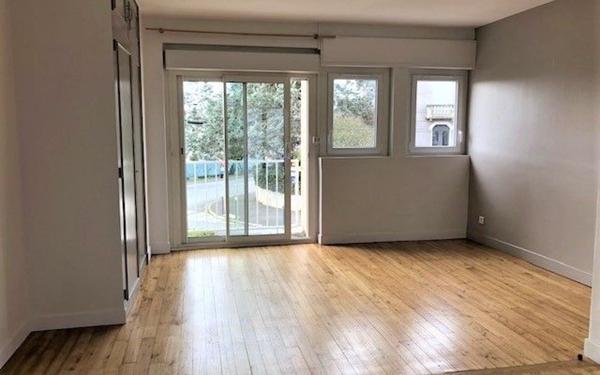 Appartement à louer    1 pièce •  Albi