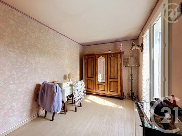 Maison à vendre  5 pièces - 98 m 2   ST FARGEAU PONTHIERRY  - 77
