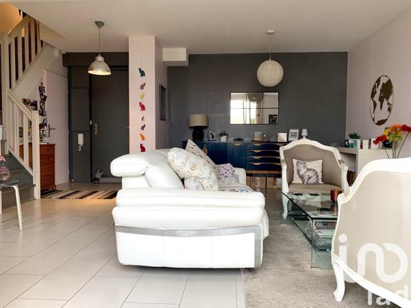 Duplex 4 pièces de 85 m² à Saint-Jean-le-Blanc (45650)