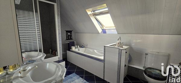 Maison à vendre 6 pièces 153 m² Brie-Comte-Robert