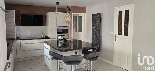 Maison à vendre 6 pièces 153 m² Brie-Comte-Robert