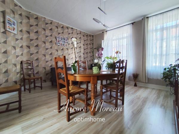 Fort potentiel pour cet ensemble habitation et commerce sur la commune de WASSIGNY (02)