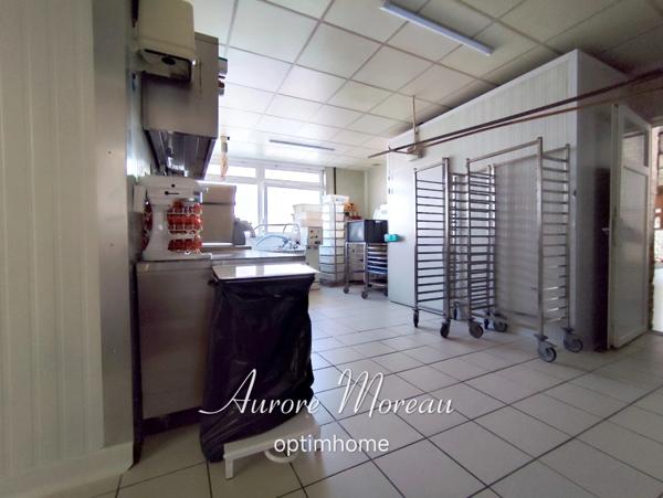 Fort potentiel pour cet ensemble habitation et commerce sur la commune de WASSIGNY (02)