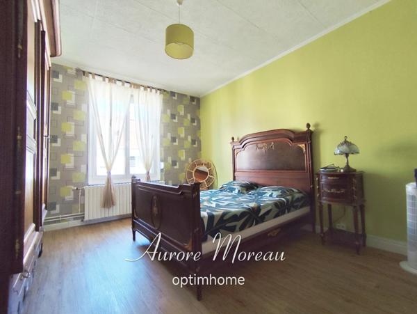 Fort potentiel pour cet ensemble habitation et commerce sur la commune de WASSIGNY (02)