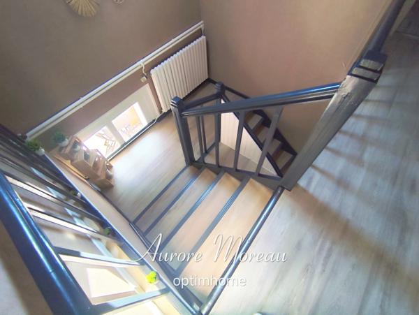 Fort potentiel pour cet ensemble habitation et commerce sur la commune de WASSIGNY (02)