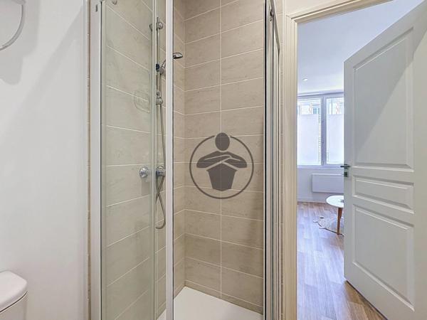Location                                                      Appartement
                        
                     1 pièces                      21 m2                     à Saint-Quentin
