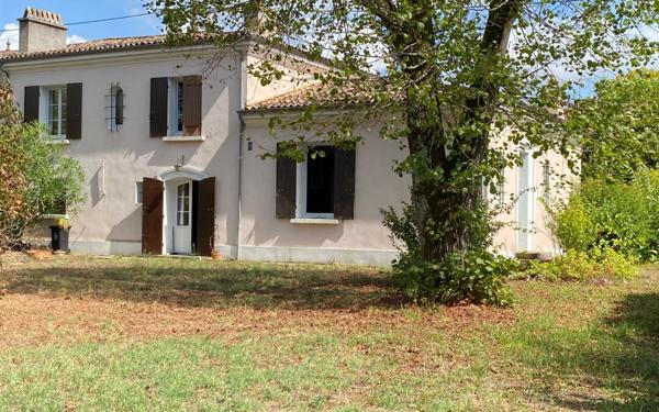 Maison à vendre    6 pièces • 159 m2 Saint-Loubès