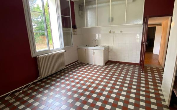 Maison à vendre    6 pièces • 159 m2 Saint-Loubès