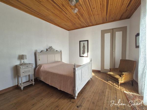 Maison de caractère au cœur du village – 4 chambres