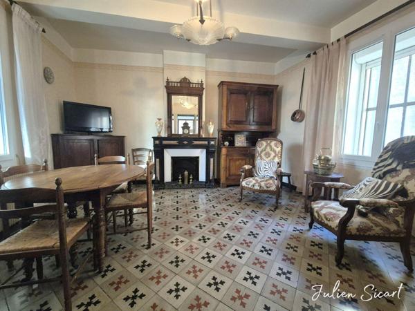 Maison de caractère au cœur du village – 4 chambres