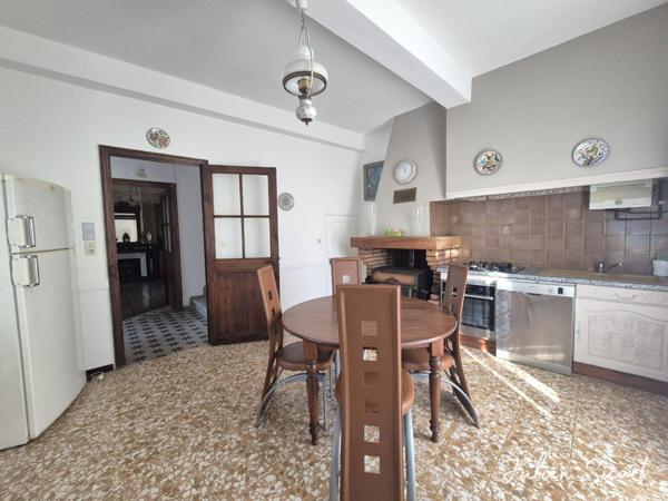 Maison de caractère au cœur du village – 4 chambres