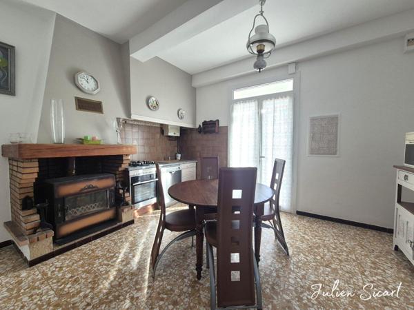 Maison de caractère au cœur du village – 4 chambres