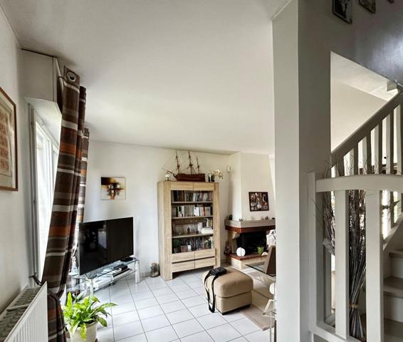 CROISSY SUR SEINE : très belle maison familiale 7P - 128.77m2