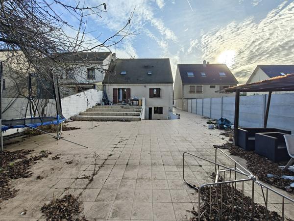 Pavillon récent vendu loué