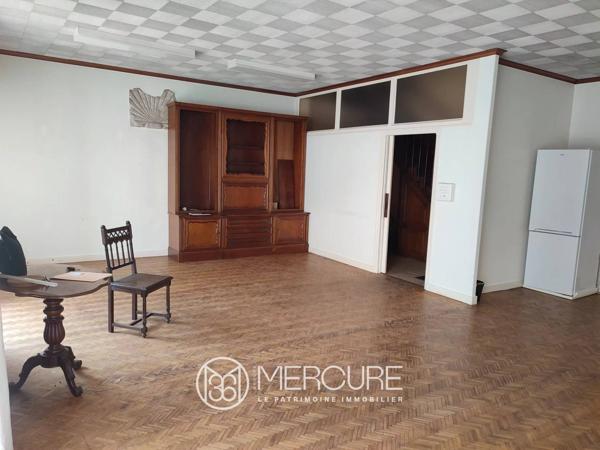 Immeuble avec commerce