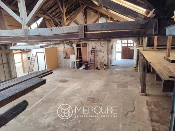 Immeuble avec commerce