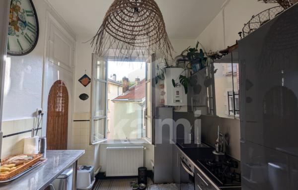 T2 bis plein de charme en cœur de ville !