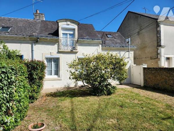 Une maison d'habitation comprenant ;
Au rez-de-chaussée : cuisine, salle à manger, deux chambr...