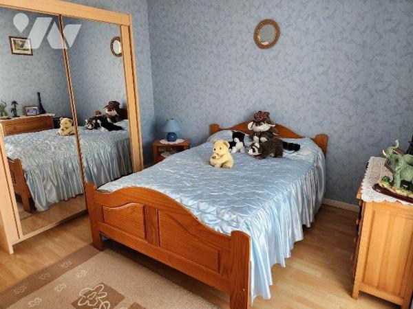 Une maison d'habitation comprenant ;
Au rez-de-chaussée : cuisine, salle à manger, deux chambr...