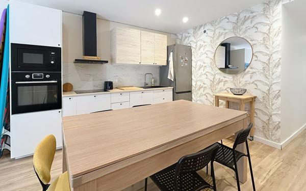 Appartement à vendre    4 pièces • 80 m2 Bayonne