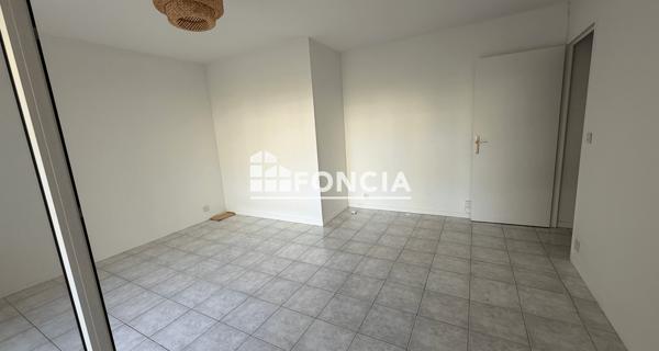 Location Studio 32.58 m² - Chelles 77500