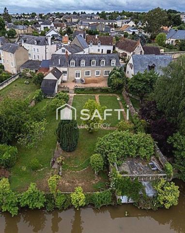 Grande demeure familiale -151 m² - 72540 Loué