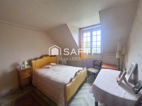 Grande demeure familiale -151 m² - 72540 Loué