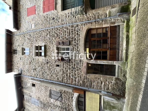 Immeuble 6 pièces - 148 m²