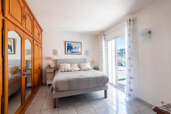 Viager occupé - La Bouilladisse 13 - Maison avec studio indépendant et piscine