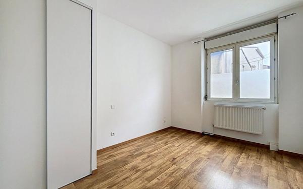 Appartement à vendre    3 pièces • 49,25 m2 Valence