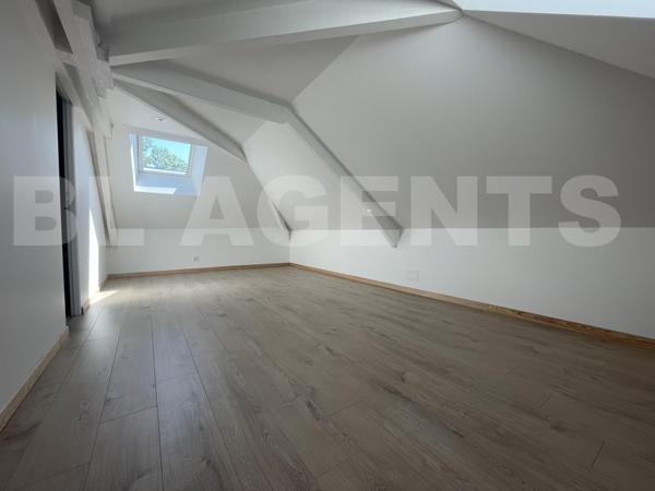Maison 6 CHAMBRES 157 m² 