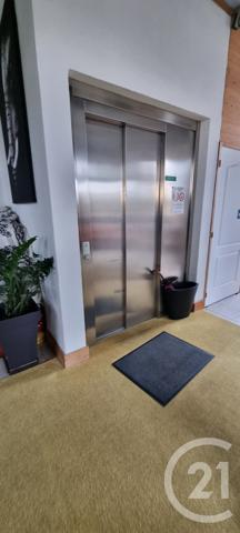 Immeuble à vendre  900 m2 CUISERY - 71