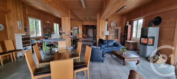 Immeuble à vendre  900 m2 CUISERY - 71