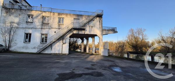 Immeuble à vendre  900 m2 CUISERY - 71