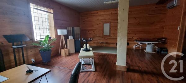 Immeuble à vendre  900 m2 CUISERY - 71