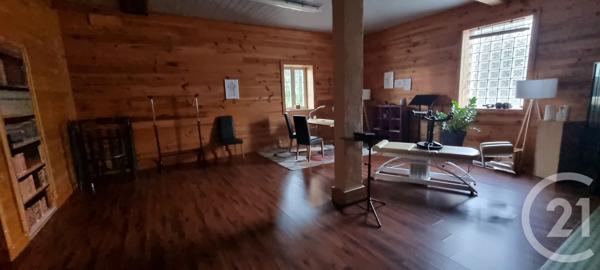 Immeuble à vendre  900 m2 CUISERY - 71