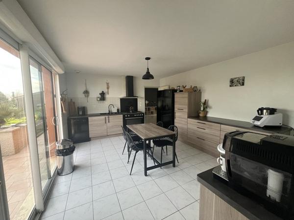 Maison à vendre |  Thiviers |  6 pièces | 160 m²