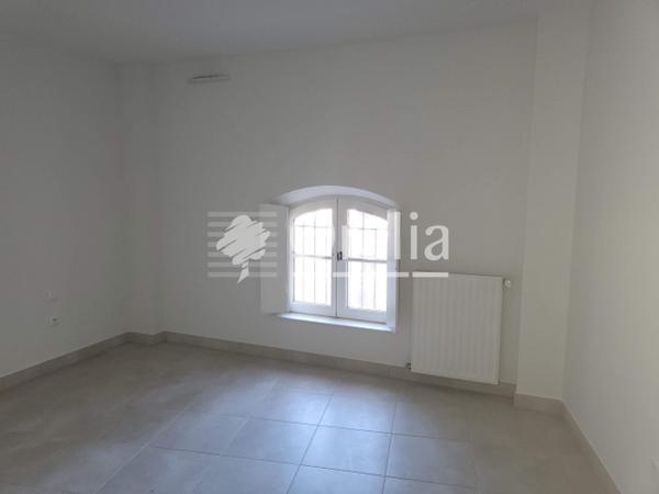 Appartement · Location Nimes (30000) 2 pièces · 65m²