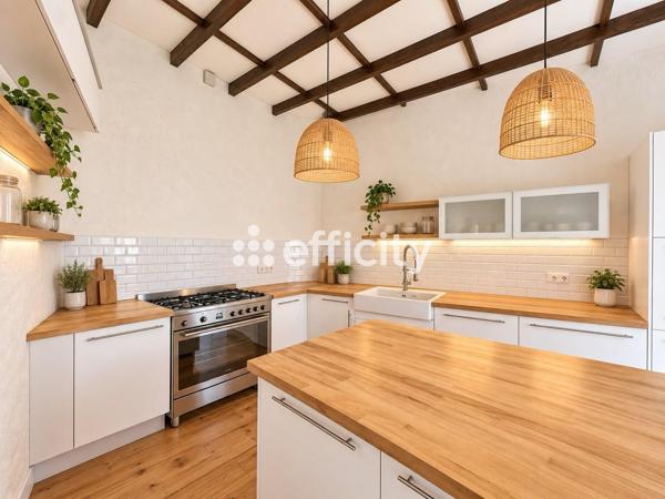 Maison
         4 pièces
        - 175 m² 770 000 € *