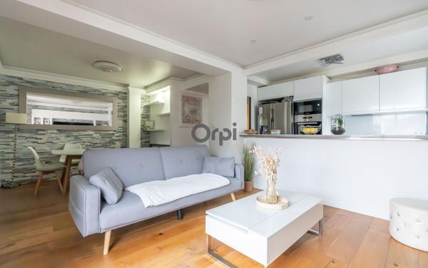 Appartement à vendre    3 pièces • 73,02 m2 Saint-Maurice