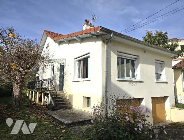 Maison avec terrain de 1457 m2 à Bellerive-sur-Allier
