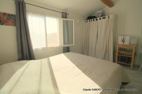 Frontignan (34110) Appartement T4/T5 de 107 m2 sur deux niveaux + garage 70 m2 + jardin à Frontignan